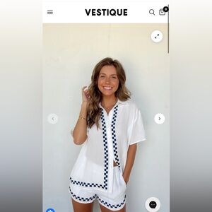 NWT Vestique Set